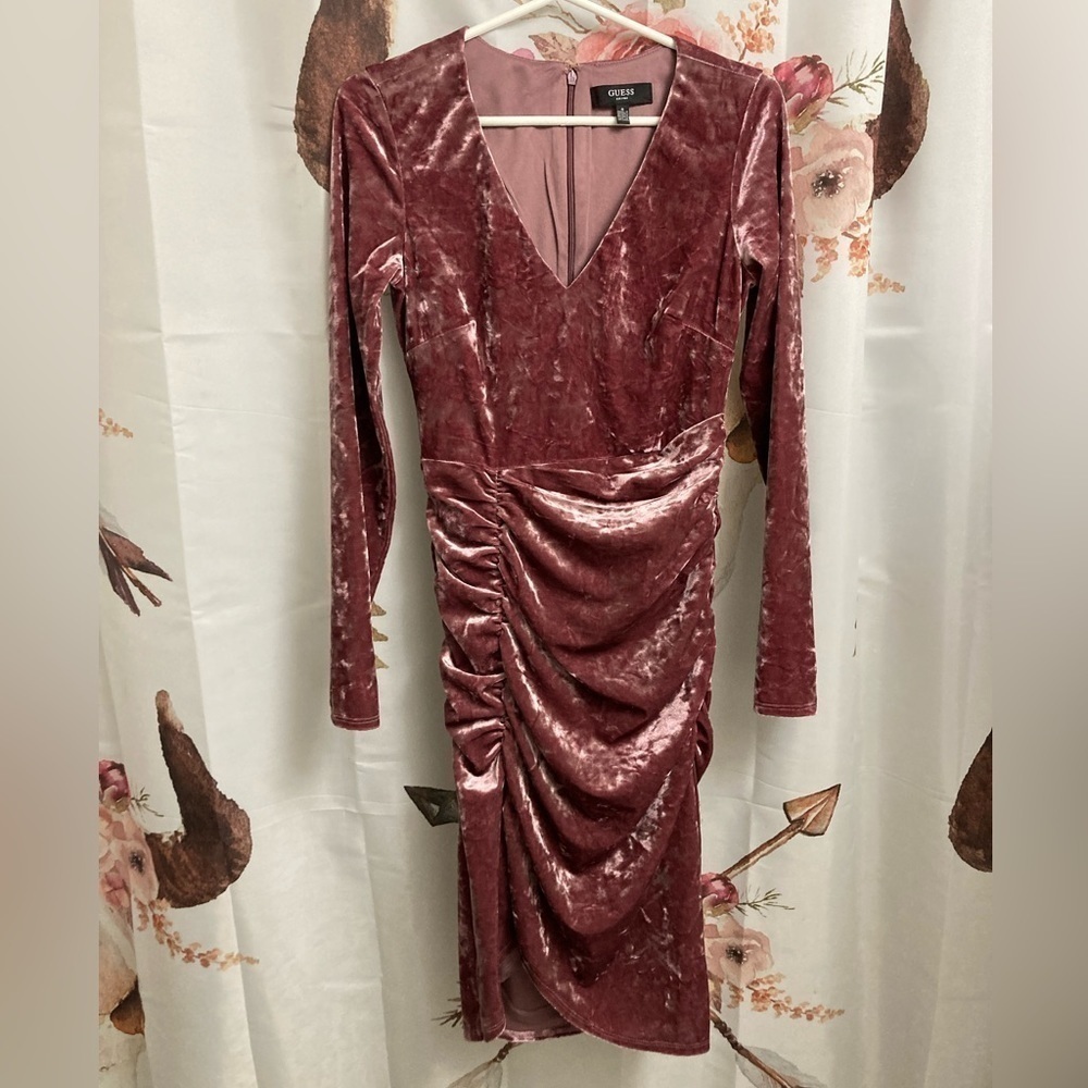 Size 0 lined guess dress​​​​​​​​​​​​